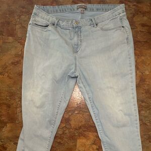 Falls Creek Size 20 Plus Size Light Wash Denim Jeans GOOD CONDITION